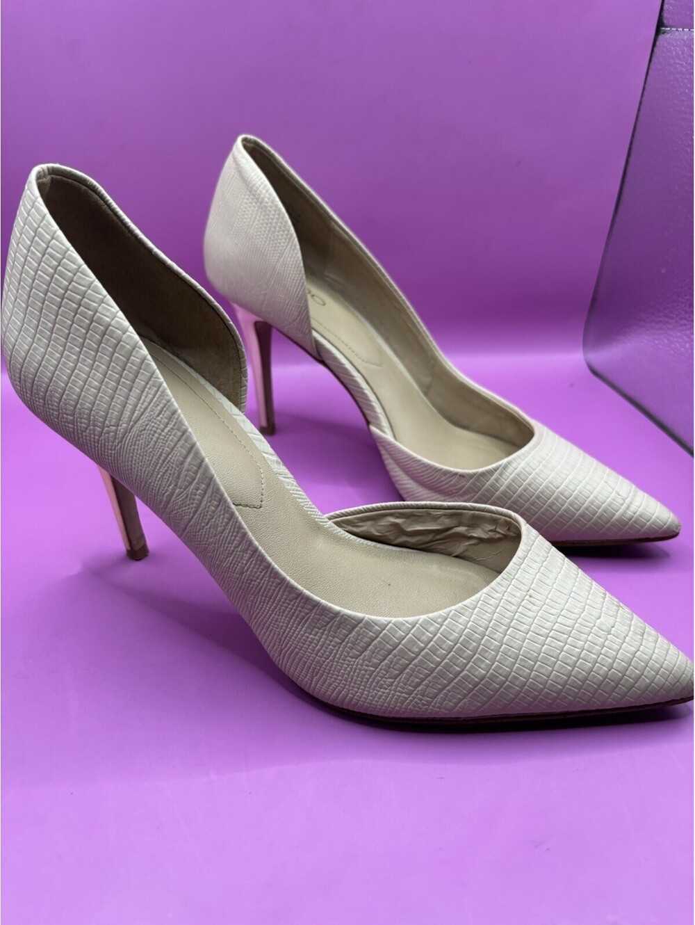 ALDO Women's Cream Pointed Toe High Heel Pumps Size 6.5